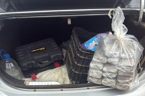 Suspeito de tráfico de drogas é preso na BA-026 durante operação policial